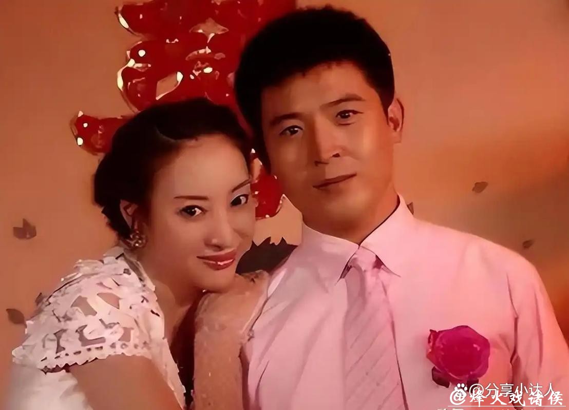 原来“春晚钉子户”孙涛的妻子竟是李莉,难怪他年年登春晚 原来“春晚钉子户”孙涛的妻子竟是李莉,难怪他年年登春晚